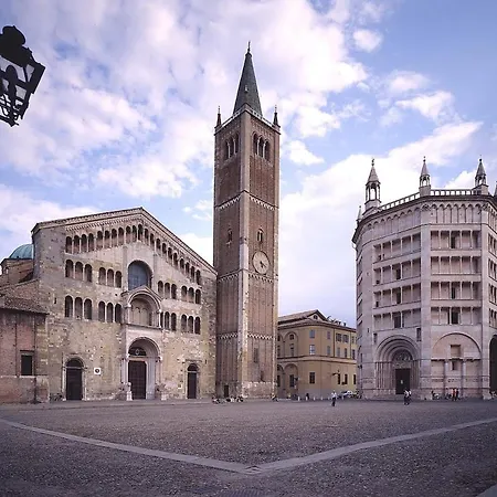 Ma Don Ni Na, 50 Minutes From Milan Villa